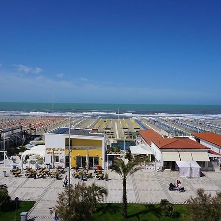 Alba Sul Mare Lido di Camaiore Exterior foto