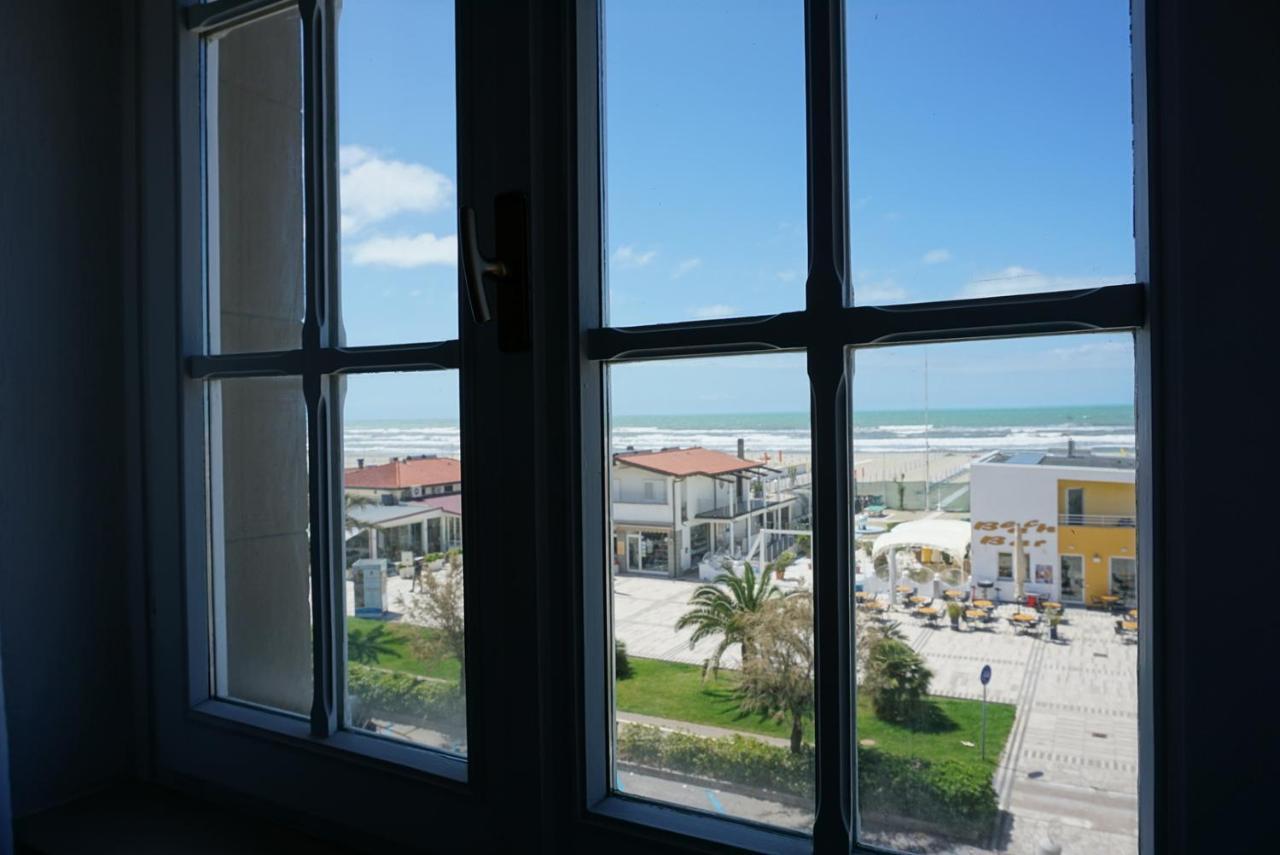 Alba Sul Mare Lido di Camaiore Exterior foto